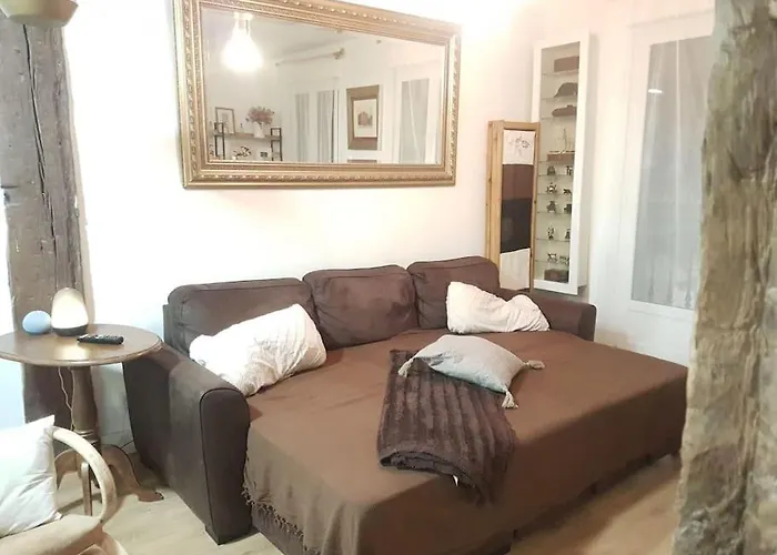 Apartment Artekale44